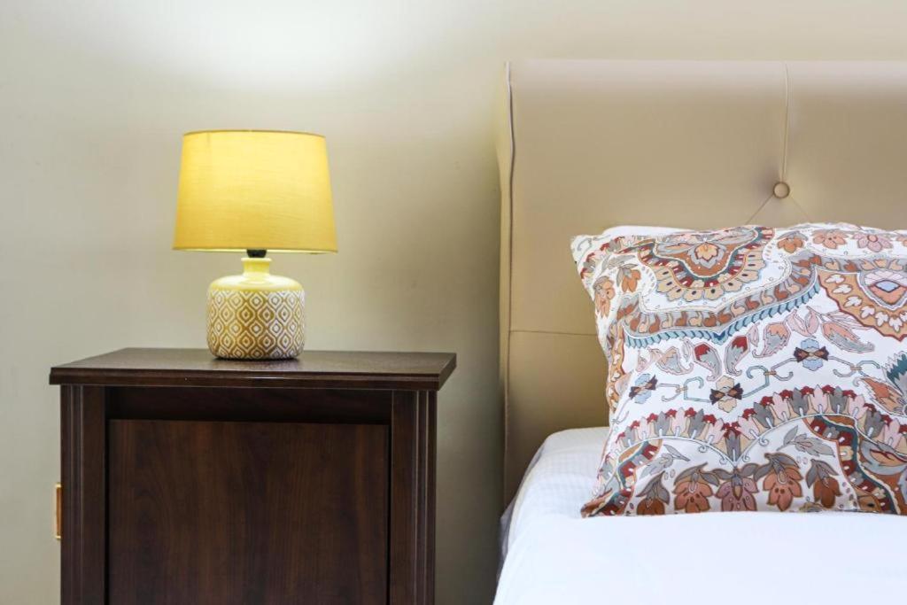Cuorenapoletano Apartment เนเปิลส์ ภายนอก รูปภาพ