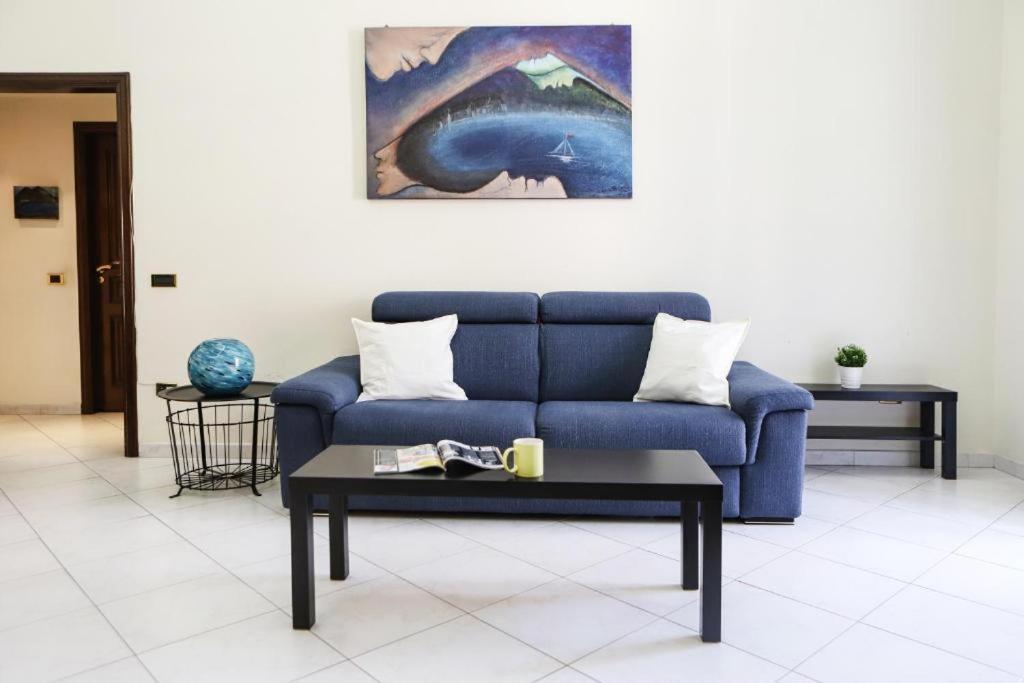 Cuorenapoletano Apartment เนเปิลส์ ภายนอก รูปภาพ