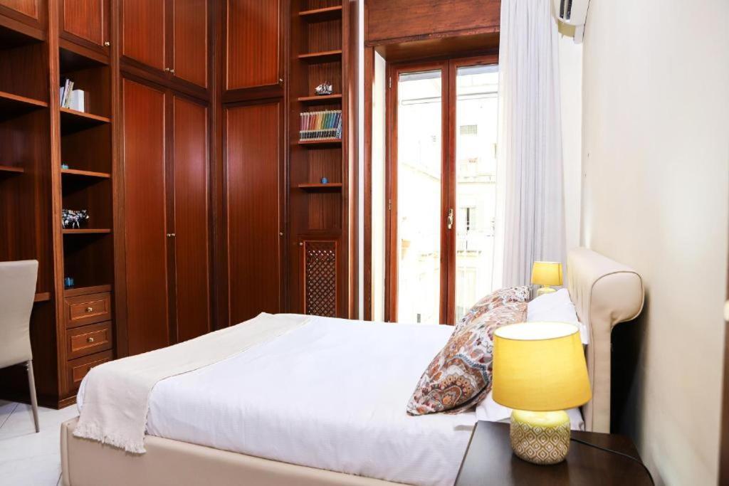 Cuorenapoletano Apartment เนเปิลส์ ภายนอก รูปภาพ